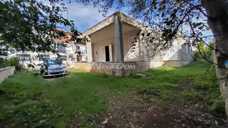 Jižní strana ostrova Vir 2 řady k moři, nemovitost na investici. - 2