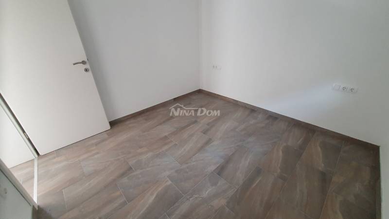 Nově postavená nemovitost se dvěma krásnými dvoupokojovými apartmány. - 8