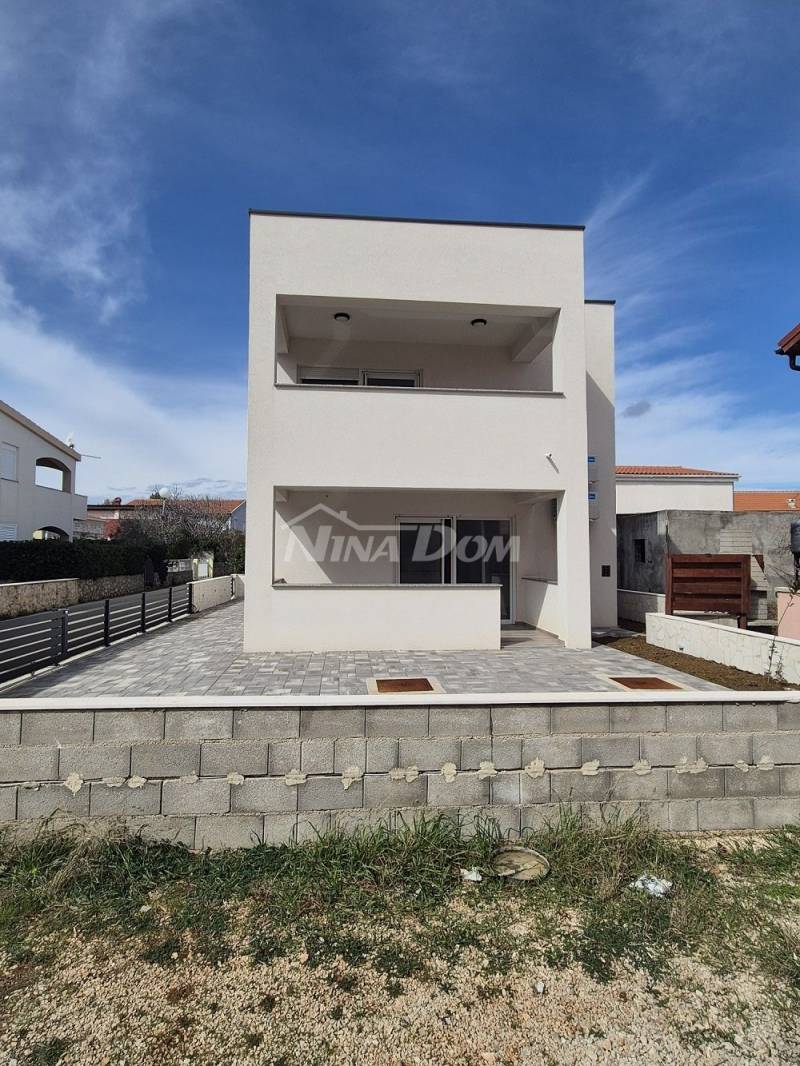 New construction, quiet and dead-end street 500 meters from the sea - 3