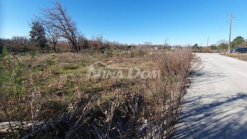 Stavební pozemek 500 m2 - 11