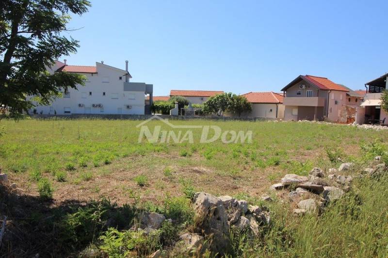 Stavební pozemek (nutná příprava plánu UPU) blízko centra 160 €/m2 - 4