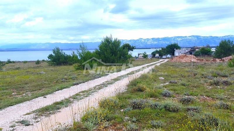 Stavební pozemek 350 m2, 100 metrů. do moře - 1