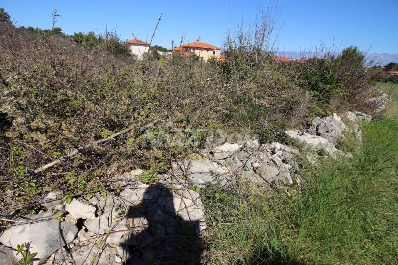 Stavební pozemek, nutný záměr UPU, 1583 m2 - 3