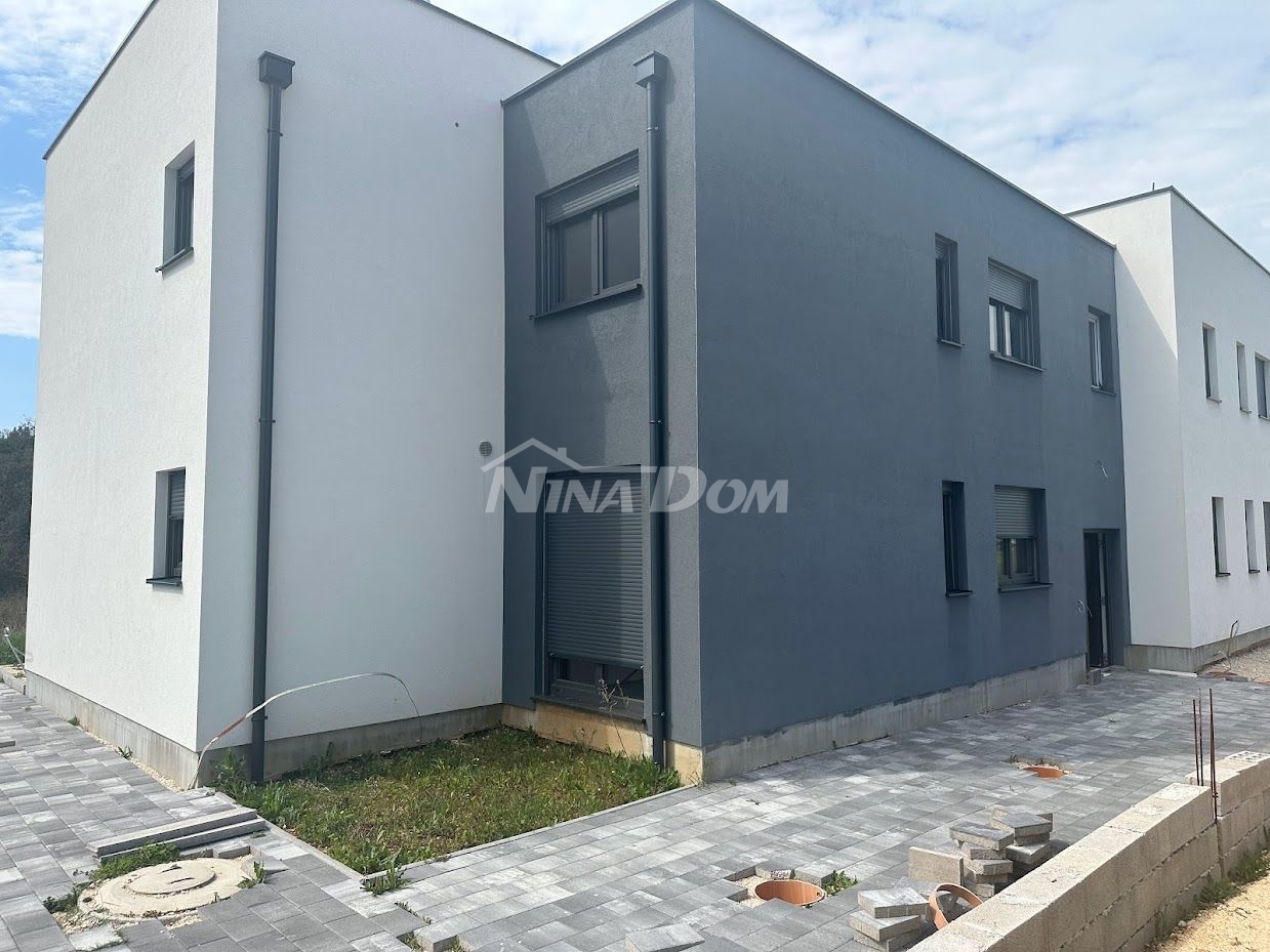 Apartmán se zahradou 100 m od moře