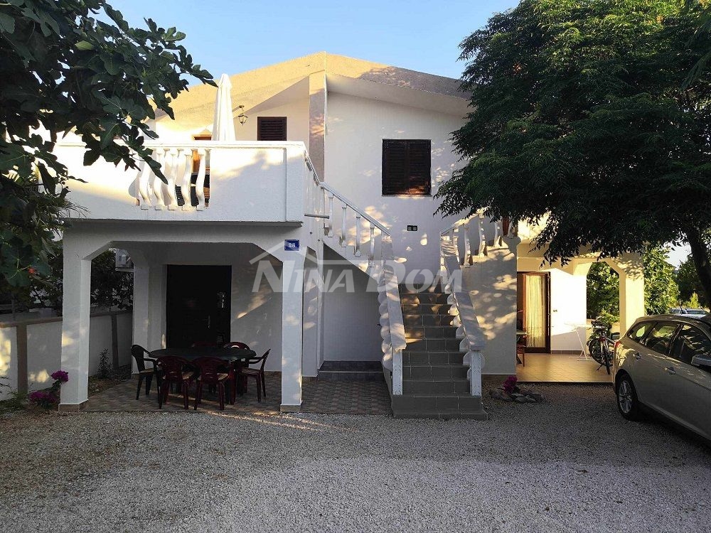 Nemovitost se 4 apartmány