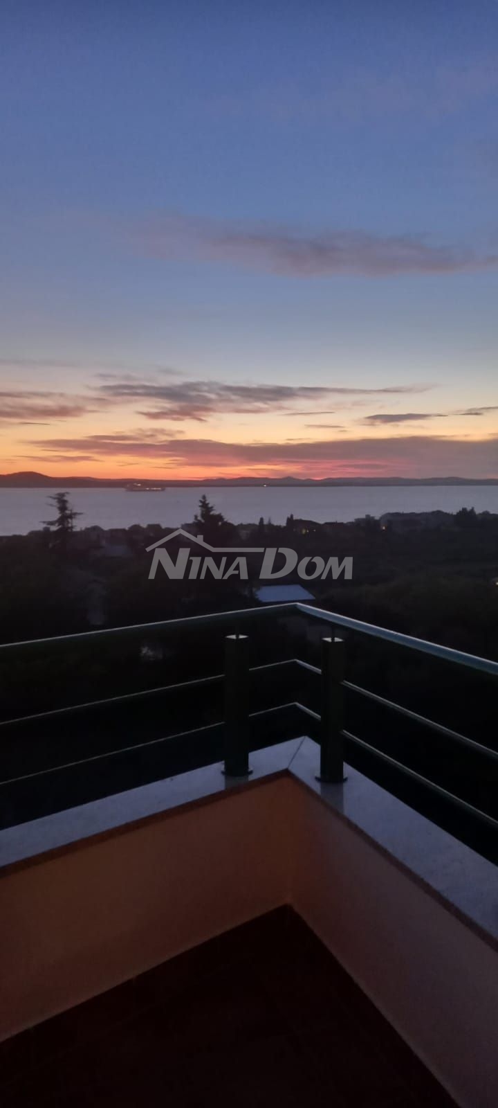 Jednopokojový apartmán s výhledem na moře v Dikl, Zadar