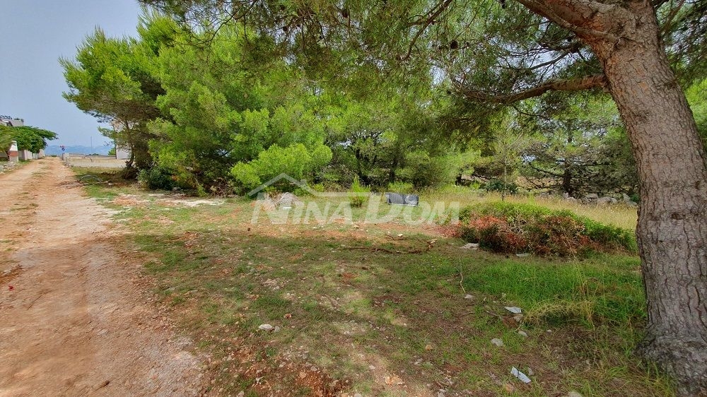 South side of the island of Vir, building plot 616 m2. 
