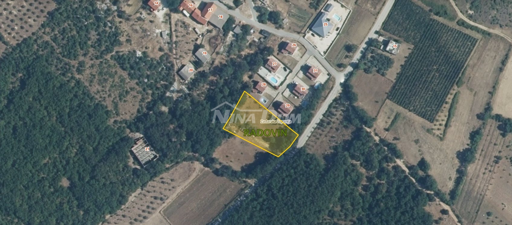 Prodej pozemku v Radovině-Zadaru, ideální pro rodinný dům nebo chalupu