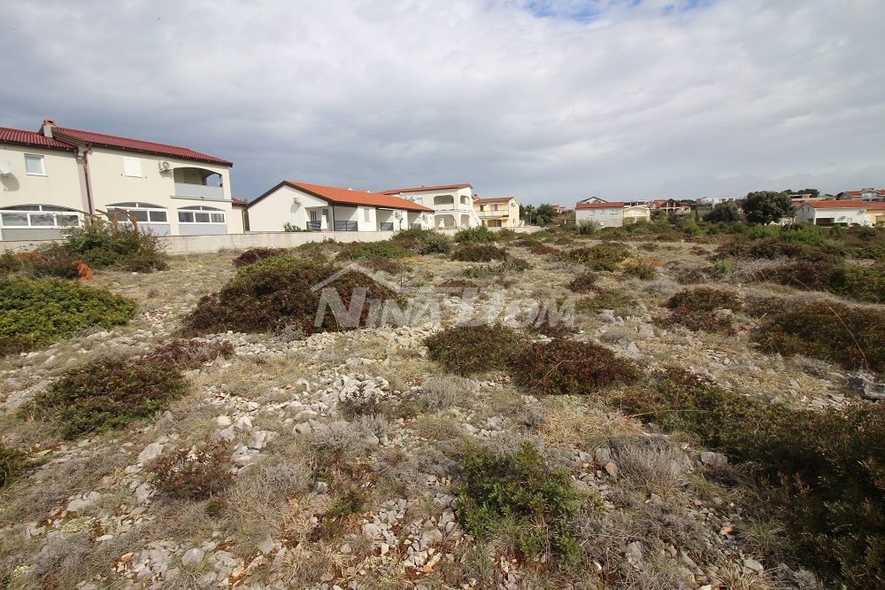 Zemědělský pozemek u stavební zóny 3550 m2, 25€/m2